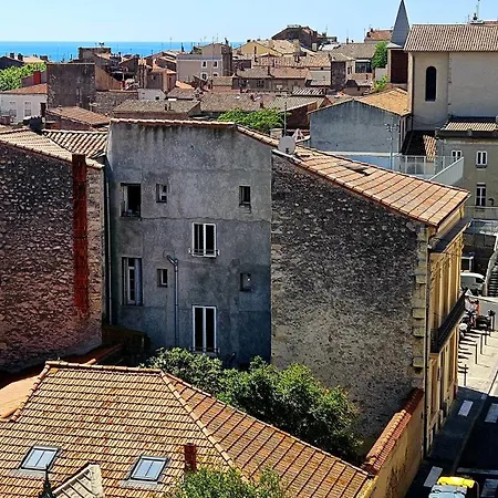 Charming One Bedroom With Panoramic View *