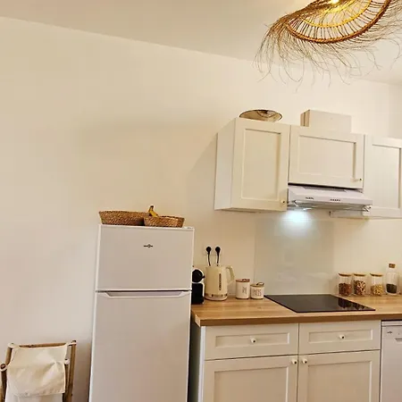 Charming One Bedroom With Panoramic View