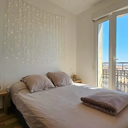 Апартаменты Charming One Bedroom With Panoramic View