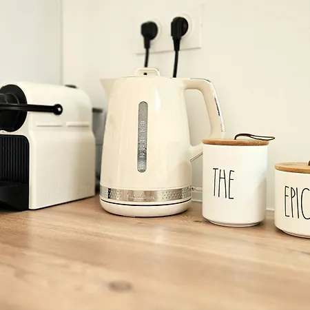 Charming One Bedroom With Panoramic View Апартаменты *