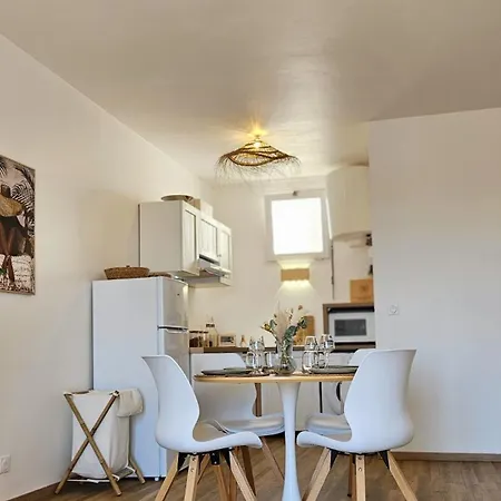 Charming One Bedroom With Panoramic View Σετ