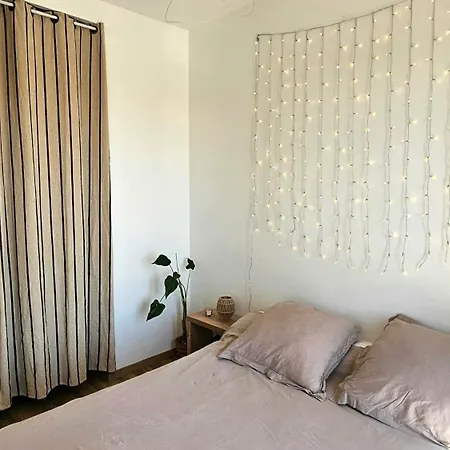 Charming One Bedroom With Panoramic View Διαμέρισμα