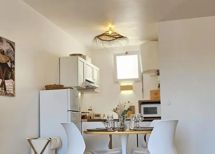 Charming One Bedroom With Panoramic View Sète